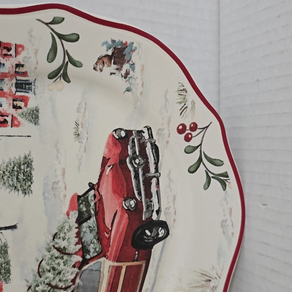Set of 4 Better Homes and Garden Festive Holiday Plates - Picture 6 of 16
